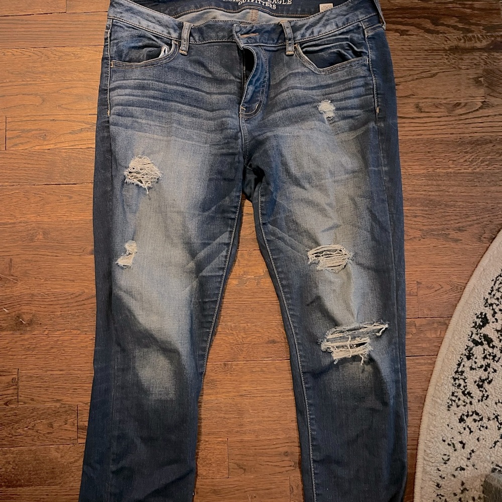 American Eagle Distressed Jegging